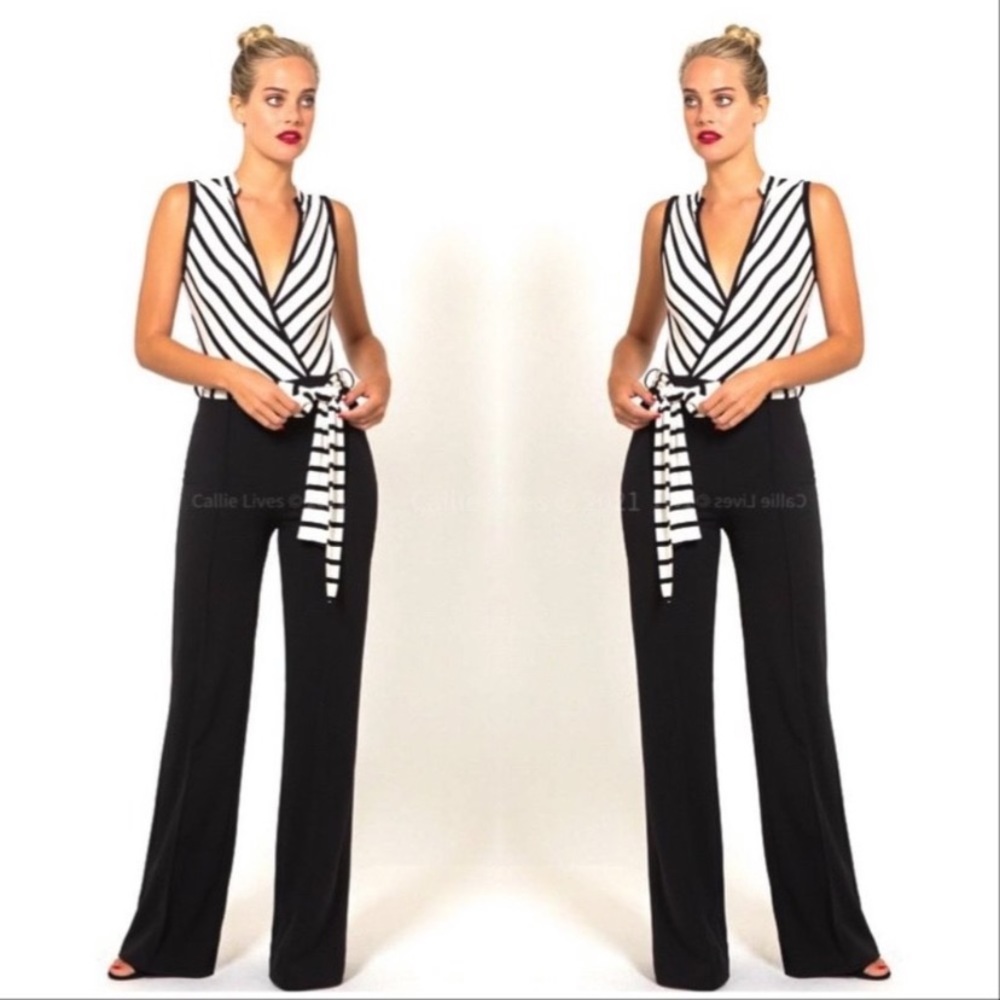 Callie deep straits plunging stash jumpsuit - Picture 1 of 5